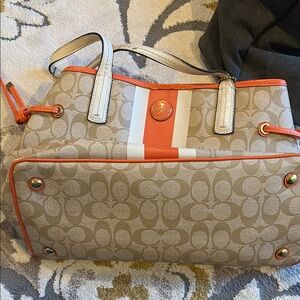 Coach Cream and Orange Shoulder Bag